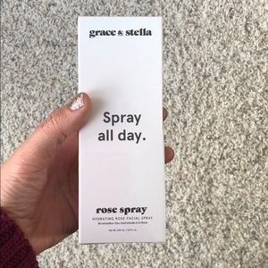 Grace & Stella Spray all Day rose facial spray